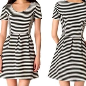 Madewell 0 Bistro Black and White Fit & Flare Scoop Neck Dress P1